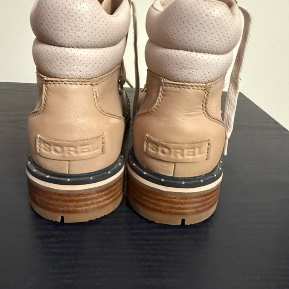 Sorel Leather Honest Beige Lenox Hiker Tie Up Ankle Shoes Boots Women’s Size 10 - Picture 5 of 8
